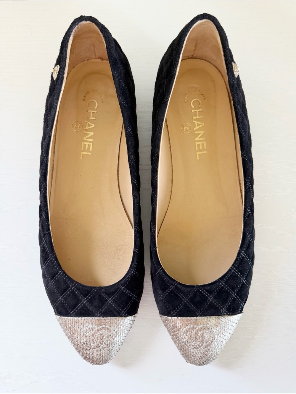 Chanel Quilted Suede Ballet Flats Black Silver CC Cap Toe EU 40.5 US 10.5